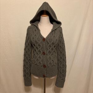 vintage knit cardigan sweater